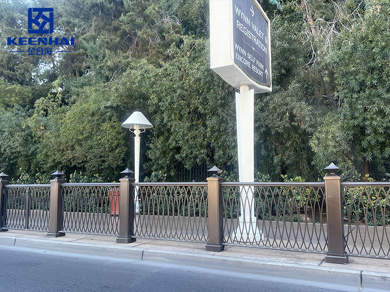 Aluminum Carved Fence