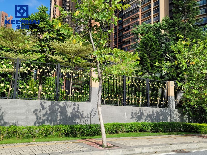 Aluminum Slatted Fence