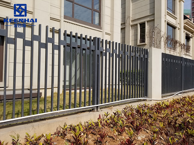 Aluminum Slatted Fence