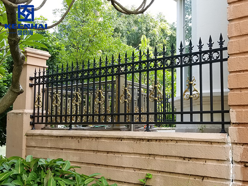 Aluminum Slatted Fence Safety and Security Advantages
