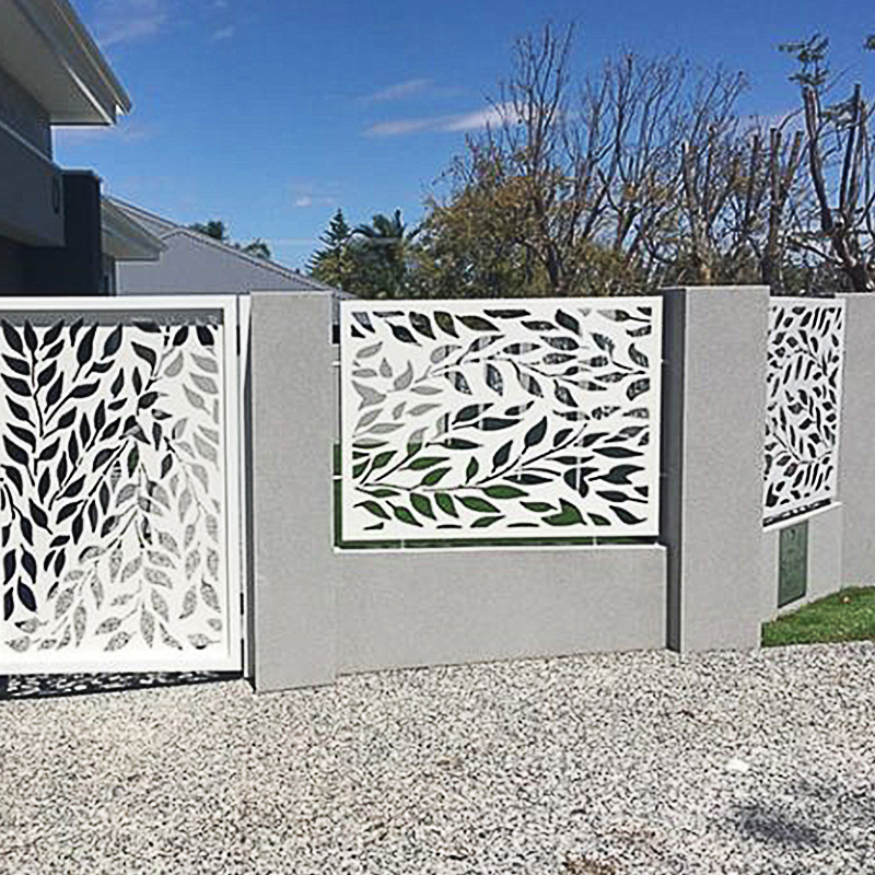 Fencing Buying Guide: Choosing Ornamental vs. Slat‑Style Fencing for Outdoor Gardens