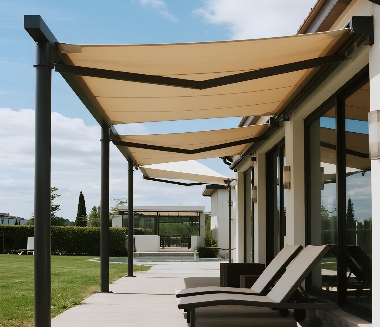 Durable aluminum awning