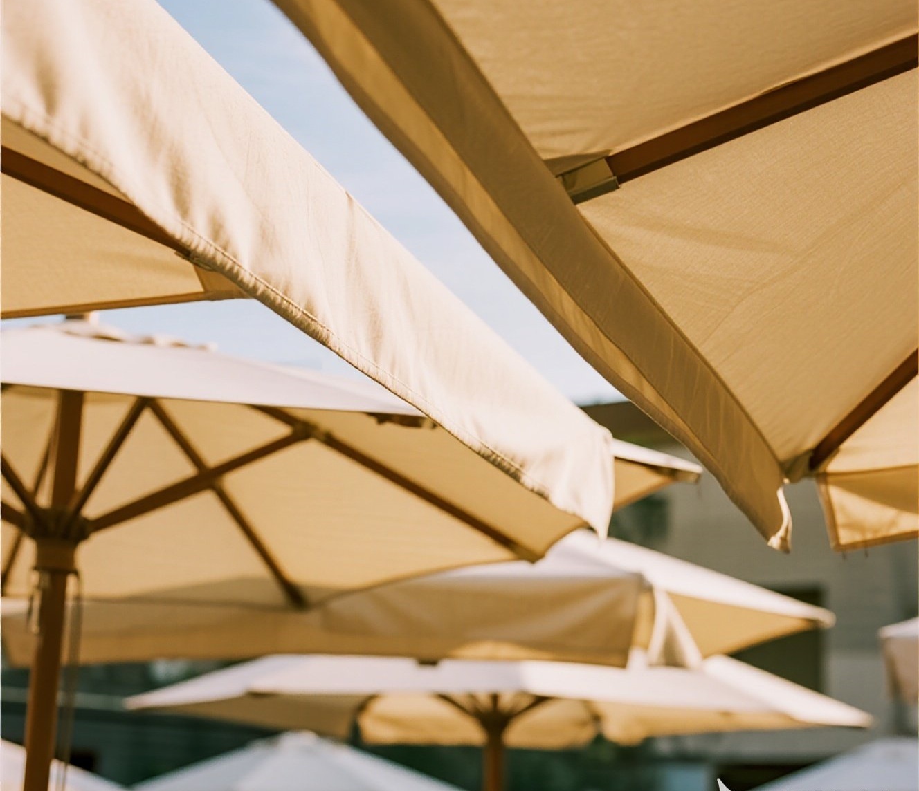Corrosion-resistant aluminum awning