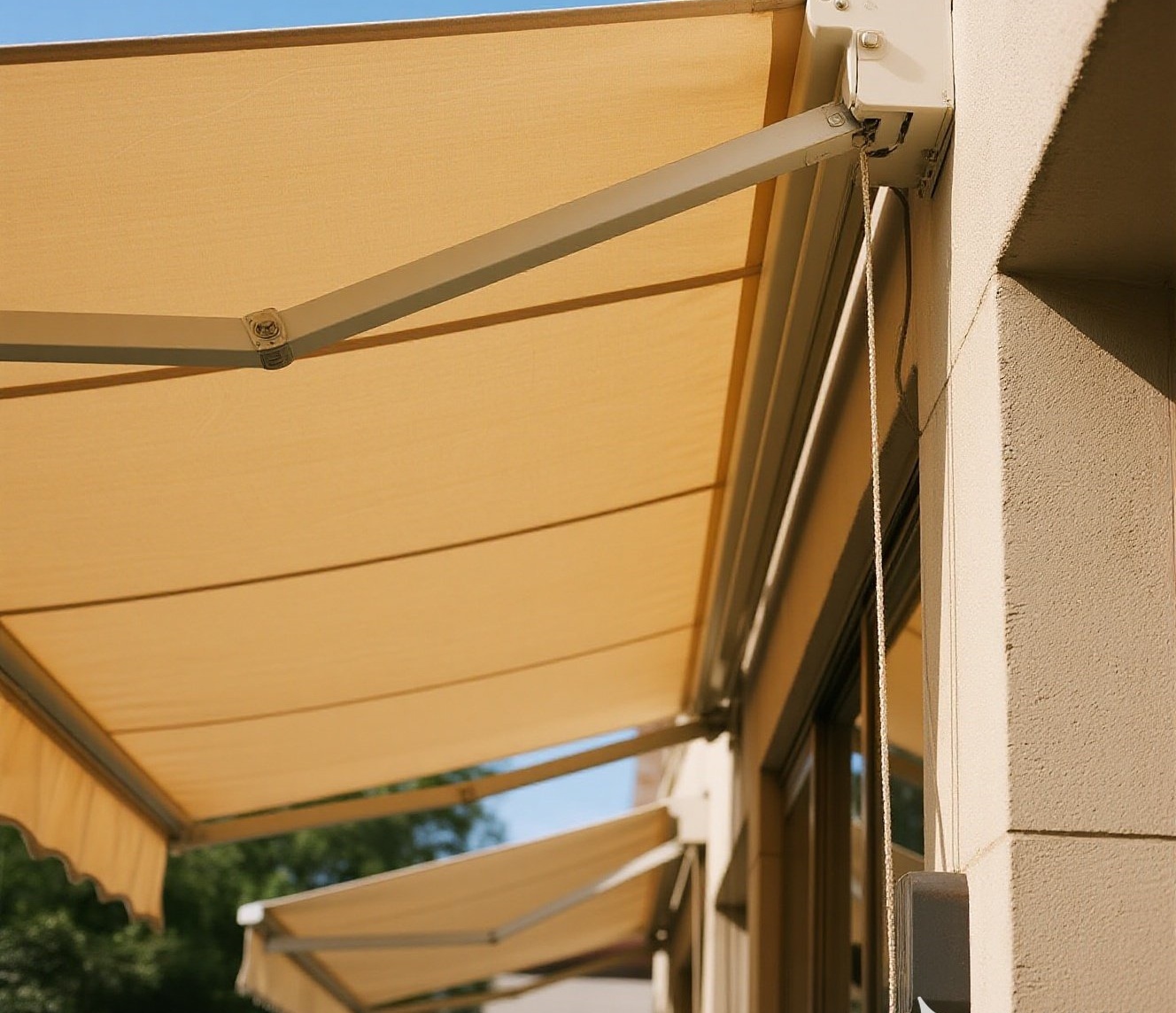 Aluminum awning for patio
