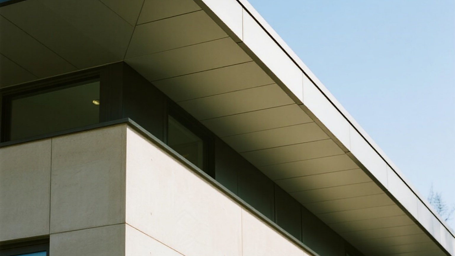 Rust-resistant wall panel